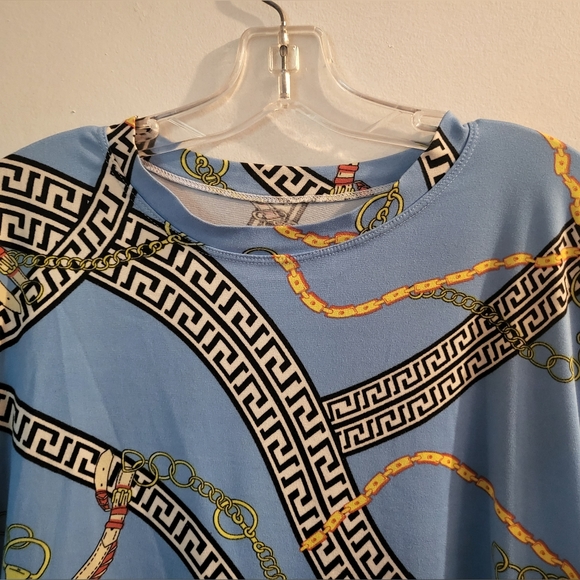 Chains & Ladders  Graphic T-shirt | Size Small - Picture 3 of 7